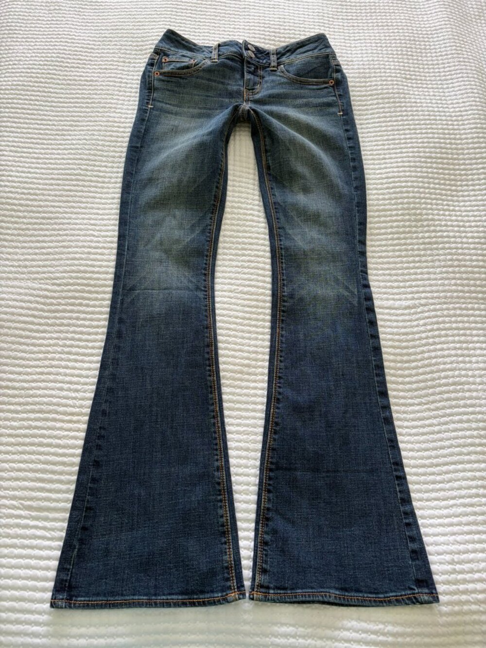 American Eagle size 0 blue bootcut jeans NWT
